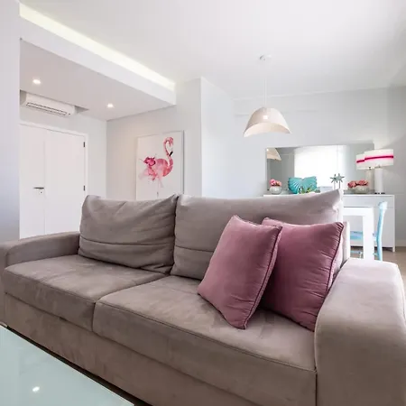 Al Marina View Uma - Lux On The Marina