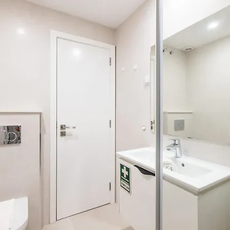 Al Marina View Uma - Lux On The Marina *